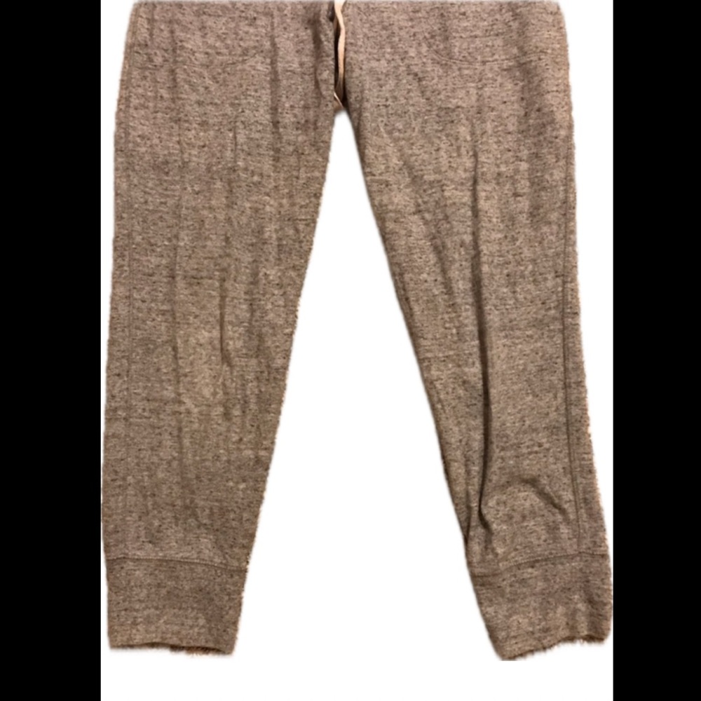 3/$15 Uniqlo Kids Joggers with Pockets - Picture 2 of 9